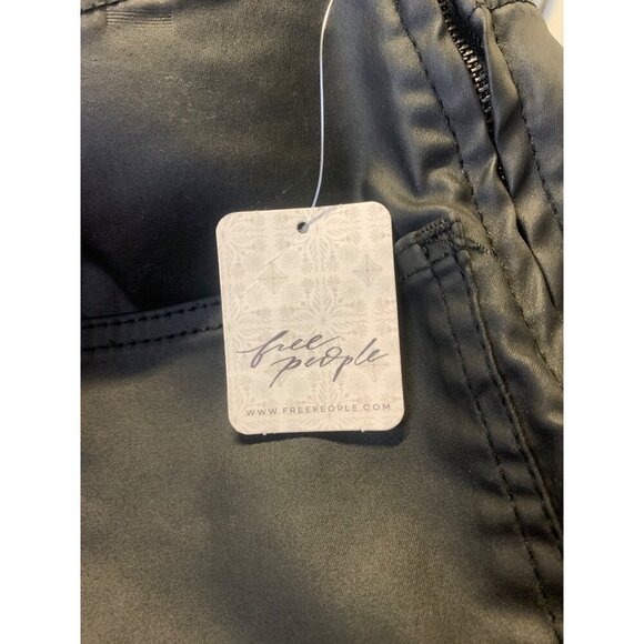 Free People Womens Black Short Size 2 Billie Coated Lace Front Pocket New - Picture 7 of 9